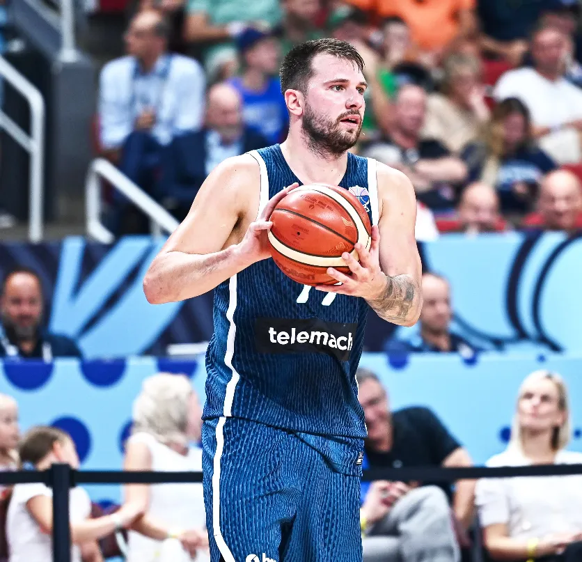 黑白体育-包含东契奇连续二十场比赛得分超过爆冷，中国队挑战极限！的词条