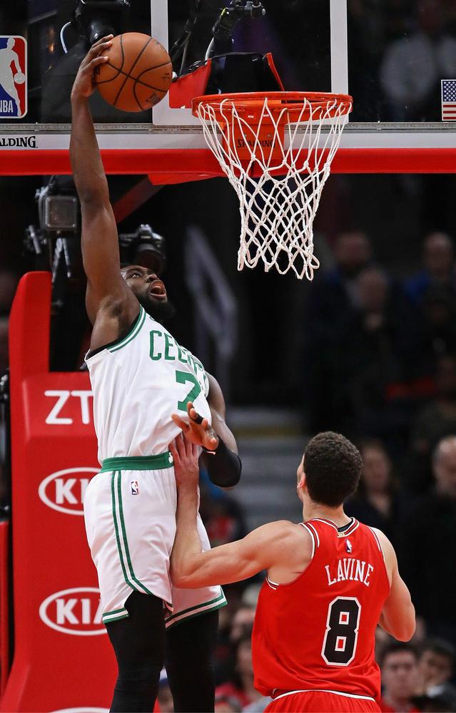 黑白体育-Rookie关键节点精彩发挥，公牛带队取胜！的简单介绍