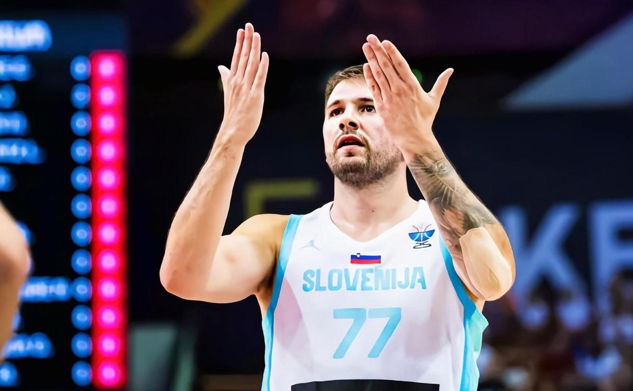 黑白直播-东契奇爆冷击败法国队，比分优势明显引爆全场！的简单介绍